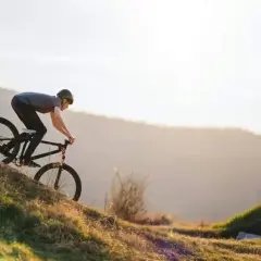 Trasy rowerowe w Bieszczadach - odkryj malownicze szlaki dla każdego